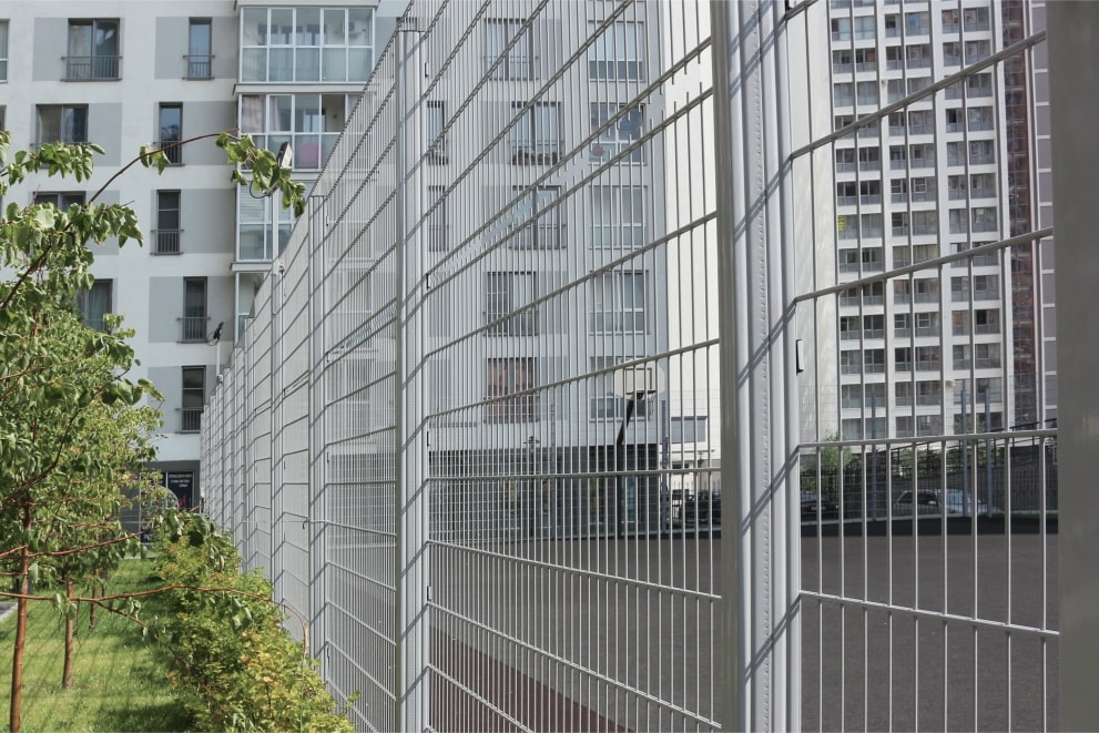 Ограждение спортивной площадки